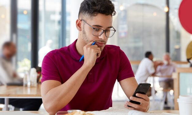 <strong>Continúa el engaño del turno de las vacunas para robar cuentas de WhatsApp</strong>