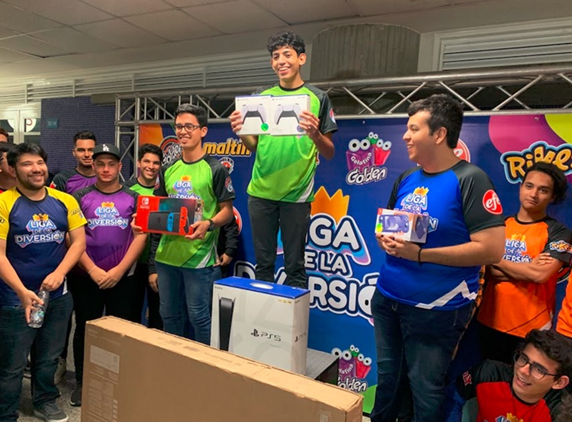 <strong>Empresas Polar premia a los ganadores del primer torneo de la Liga de la Diversión</strong>