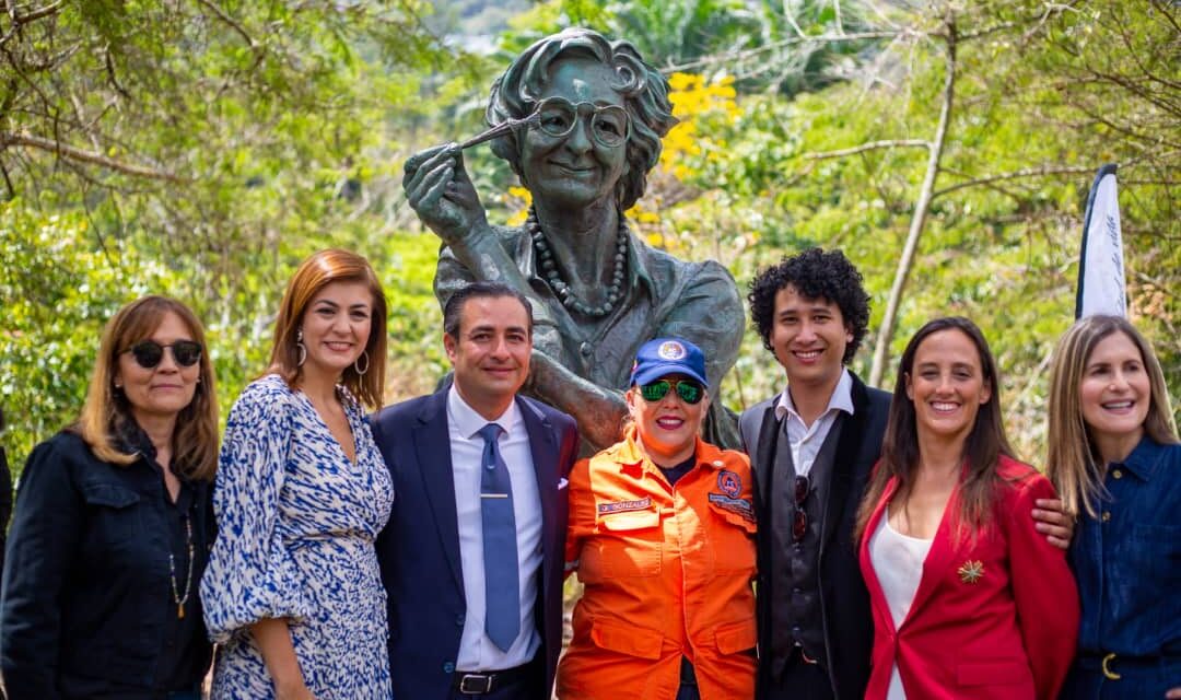 Alcaldía de Baruta y Embajada de Polonia inauguran escultura de <strong>Wisława Szymborska, en homenaje al Día Internacional de la Mujer</strong>