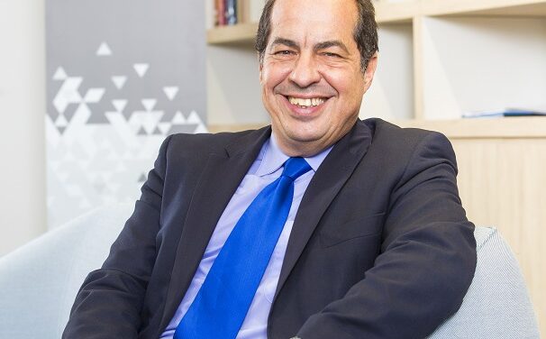Escritor español Juan Carlos Cubeiro ofrecerá conferencia en Venezuela <strong>a beneficio de la SAV</strong>