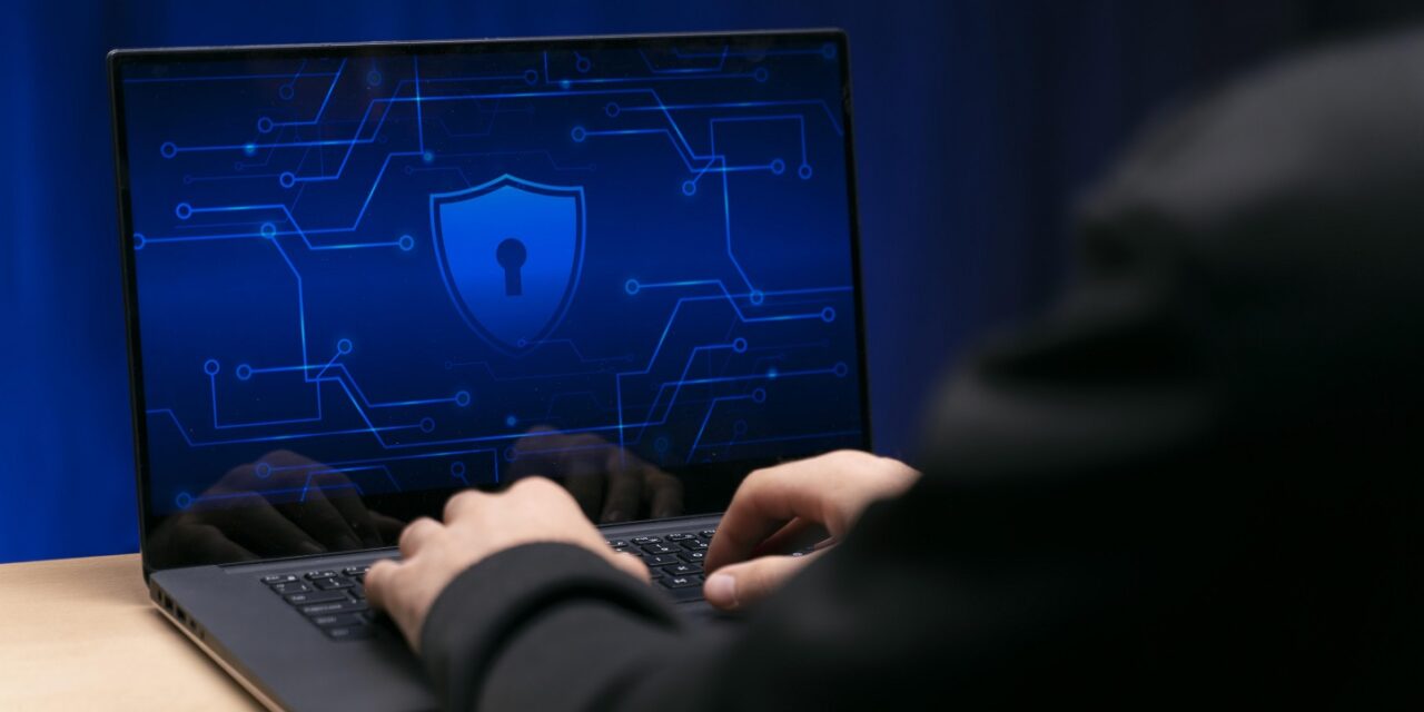 <strong>Falsos instaladores de apps conocidas se distribuyen a través de anuncios de Google</strong>