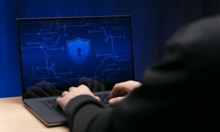 <strong>Falsos instaladores de apps conocidas se distribuyen a través de anuncios de Google</strong>