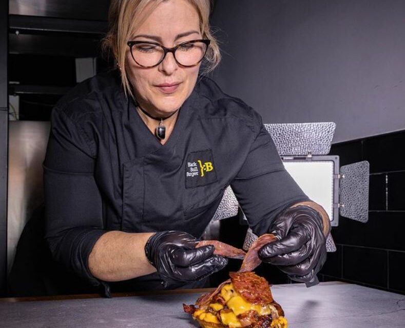 De farmacéutica a chef: emprendedora venezolana llena de sabor a España