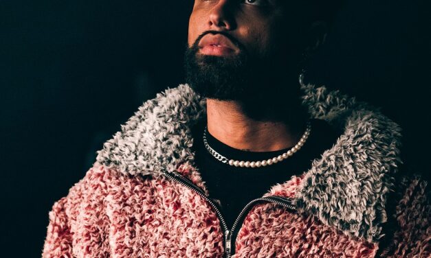 Jay Wheeler sigue creando buena música y ahora estrena “Xexo”