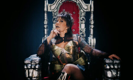 La Reina del Rock, Alejandra Guzmán, desata su nuevo himno, “Reynísima”