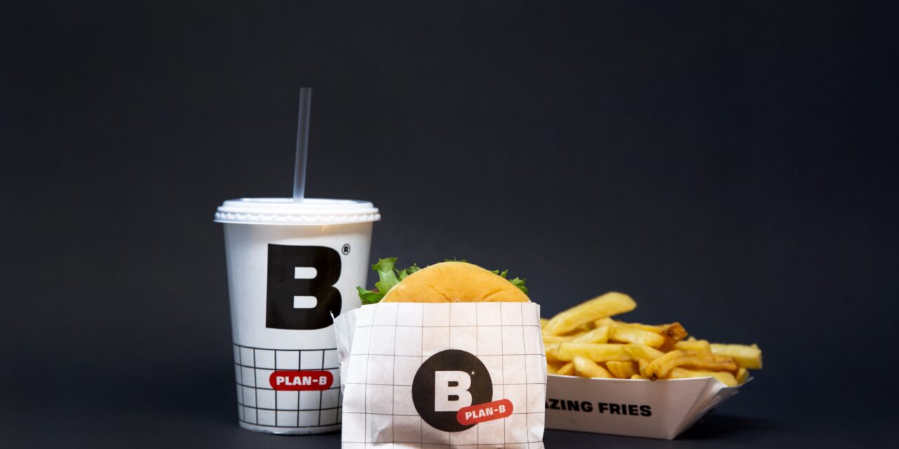 Hamburguesas hasta la puerta de su carro