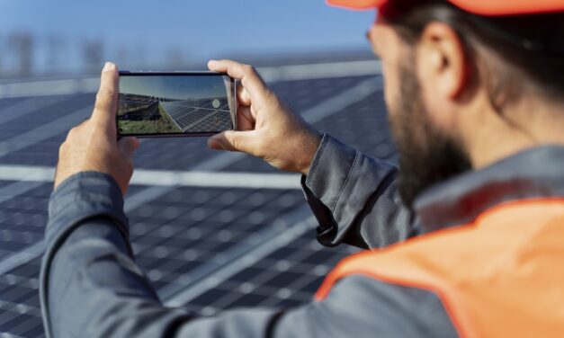 Energía solar es ideal para fortalecer las telecomunicaciones