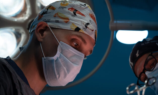 Doctor Andrés Ocando, conocimiento y experiencia afianzado en la tecnología