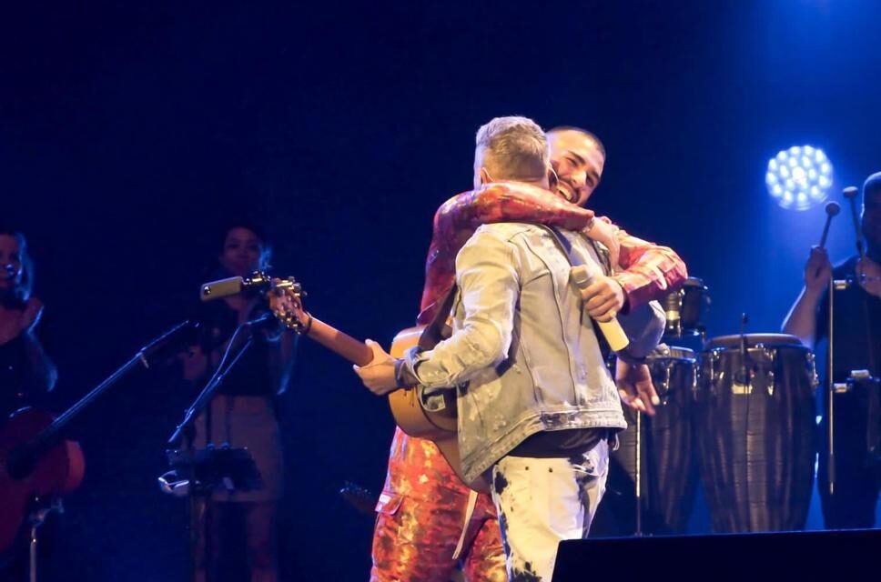 Manuel Turizo canta «Corazón Partío» junto a Alejandro Sanz
