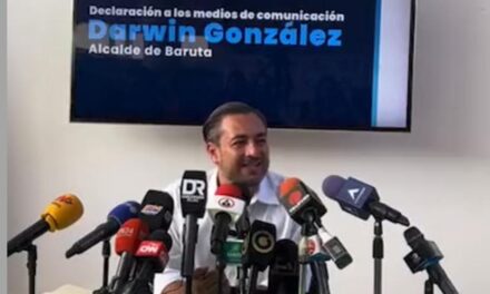 Darwin González, alcalde de Baruta aclara situación de los 2 directores de la alcaldía