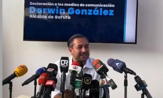Darwin González, alcalde de Baruta aclara situación de los 2 directores de la alcaldía
