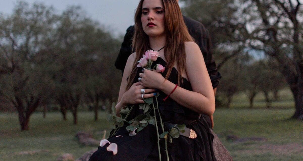 Camila Fernández y “Fue Un Placer Conocerte”: una canción para despedir el amor tardío
