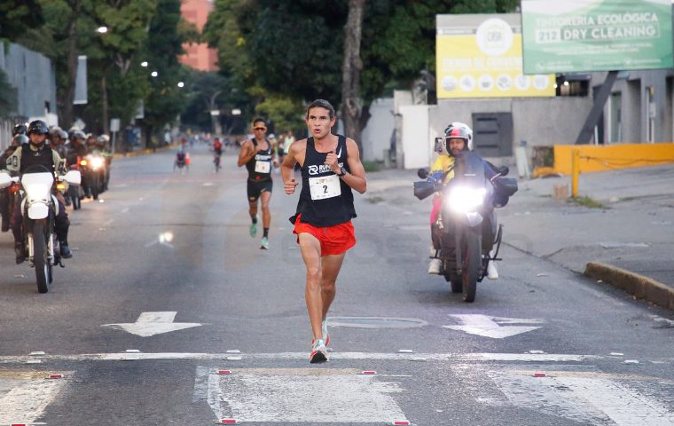 Corre y camina por una buena causa en el Medio Maratón y Caminata de Automercados Plaza’s