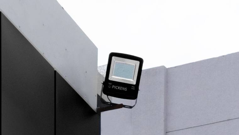 Reflectores en Venezuela deben poseer alta resistencia para ofrecer óptimo rendimiento