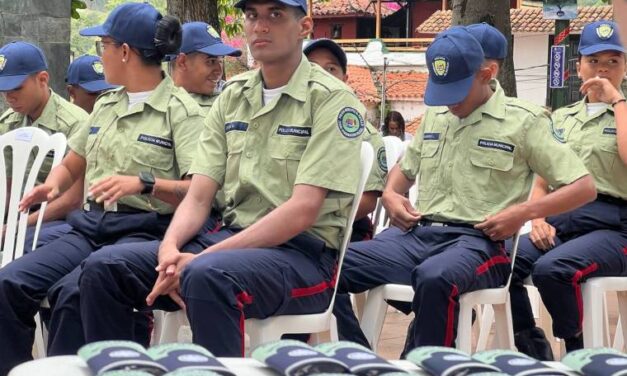 La Alcaldía de El Hatillo gradúa nuevos funcionarios de PoliHatillo