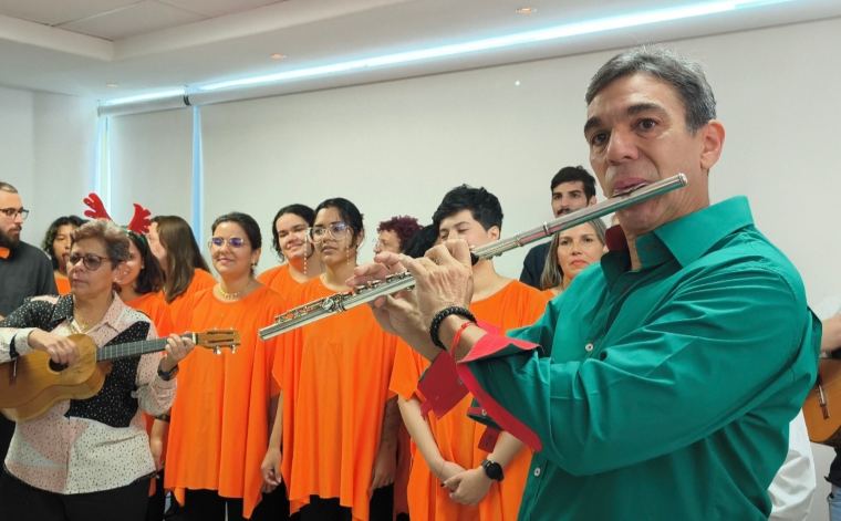 GMSP inauguró la Navidad con el toque musical de Huáscar Barradas