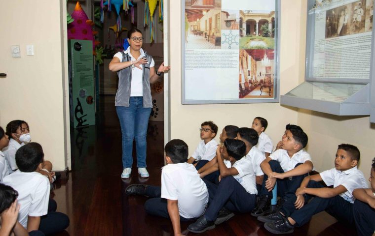La Casa de Estudio de la Historia de Venezuela inaugura la exposición Microorganismos