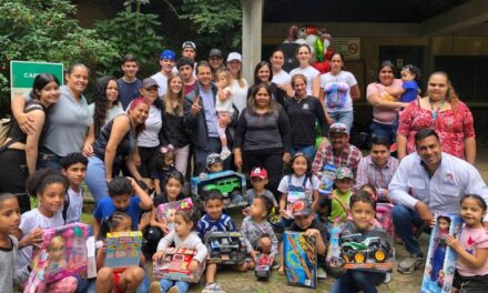  La alcaldía de El Hatillo entregó más de 1.500 juguetes durante estas navidades