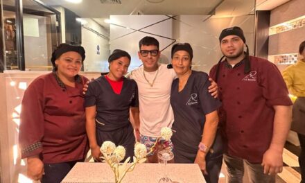 Tito El Bambino y Jorge Celedón tras su visita por Caracas no dejaron de visitar ¨El rinconcito peruano en Venezuela¨
