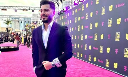 Luis Medina brilló en Premio Lo Nuestro 2024