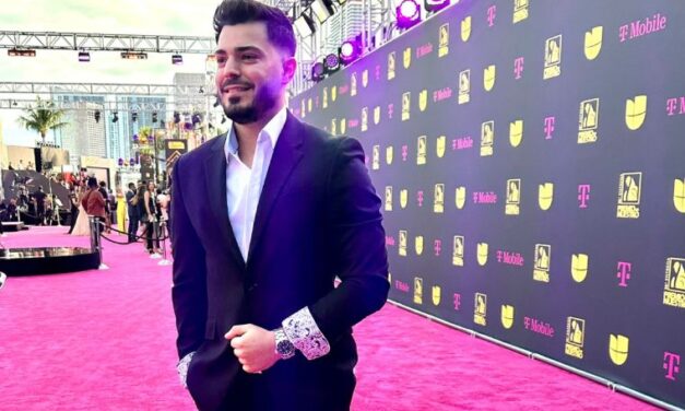 Luis Medina brilló en Premio Lo Nuestro 2024