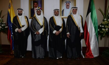 Elegante celebración con motivo del Día Nacional del Estado de Kuwait en Venezuela