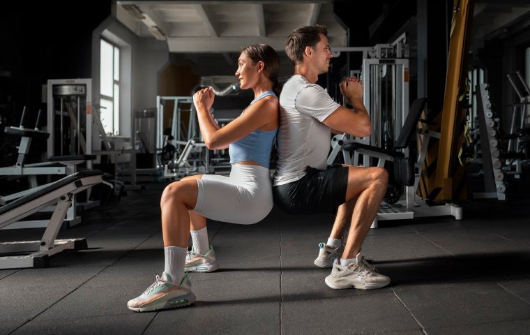 Estudios revelan por qué las personas se motivan más al entrenar acompañadas