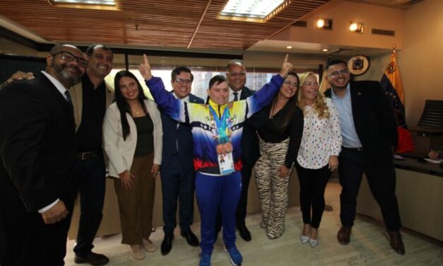  Chacao promueve la inclusión de personas con autismo y síndrome de down