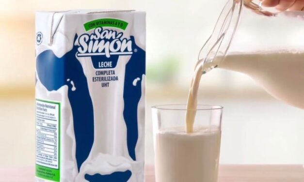 La leche UHT ofrece una alternativa conveniente y segura para la nutrición diaria
