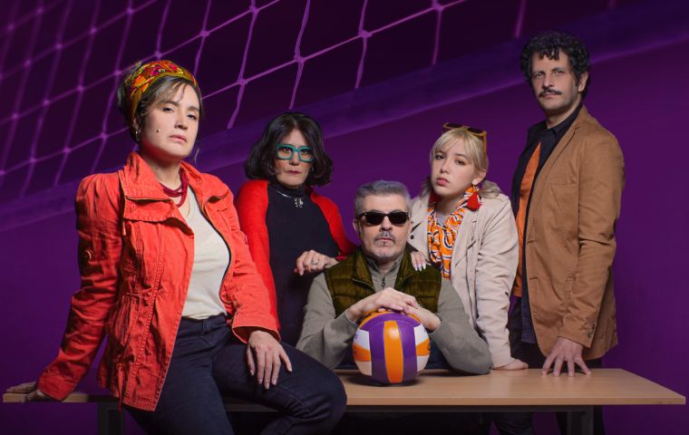 “Los Pálidos”, una obra que explora las dinámicas de poder en el mundo de la TV, desde el viernes 31 de mayo en el Teatro Trasnocho