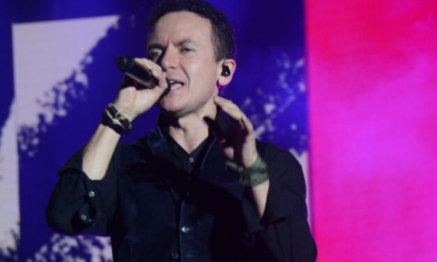 La magia, el amor y el buen ritmo de Fonseca se apoderaron de Caracas