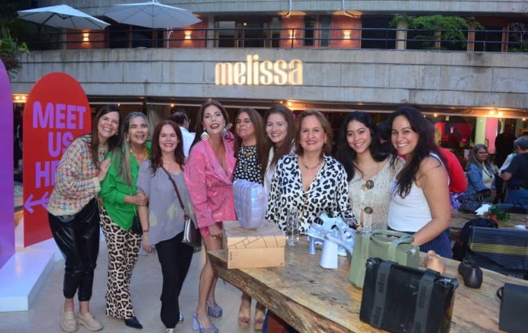 Melissa: Un Icono de Innovación y Colaboración en la Moda Global del Calzado