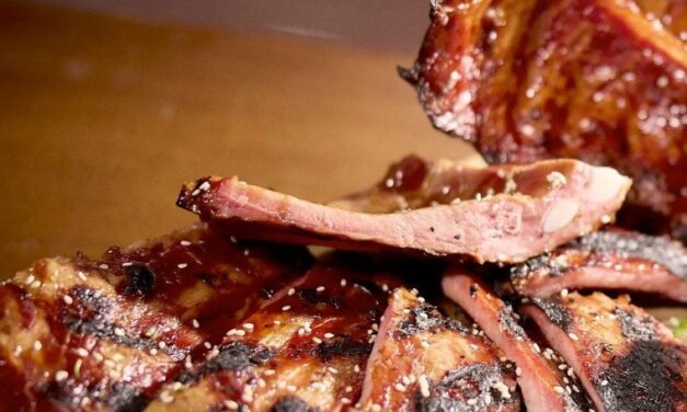 Costillitas BBQ: La curiosa historia de un manjar que conquista
