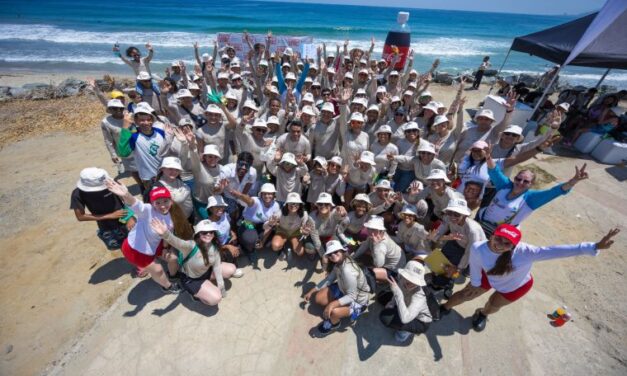 Coca-Cola FEMSA Venezuela celebró Día Mundial de Limpieza de Playas con jornada de recolección de residuos en 4 estados