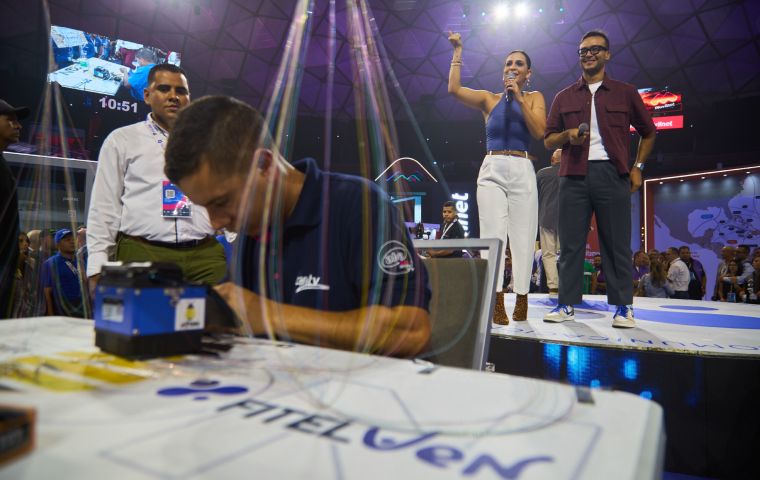 FITELVEN reunió a más de 42 Mil personas en el Poliedro de Caracas