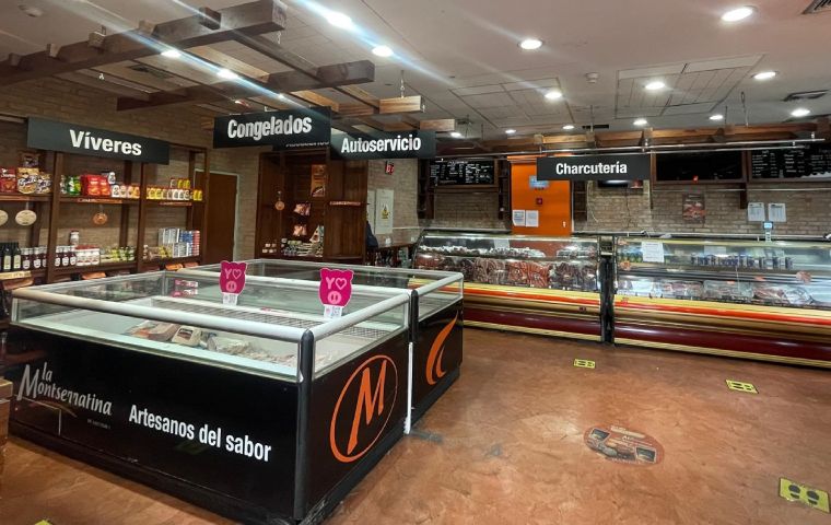 La Montserratina conecta generaciones con su icónico Bodegón en Boleíta