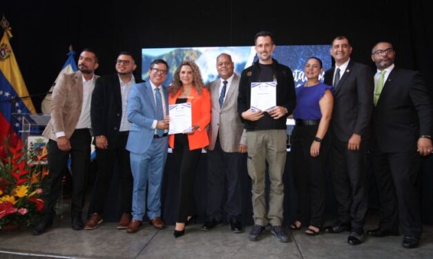Chacao reconoció a personalidades de la industria del café