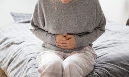 Enfermedades inflamatorias intestinal se presenta en personas con edades entre 20 y 30 años