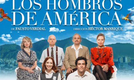 “Los Hombros de América”, una comedia conmovedora sobre el exilio regresa al Trasnocho Cultural hasta el 15 de diciembre