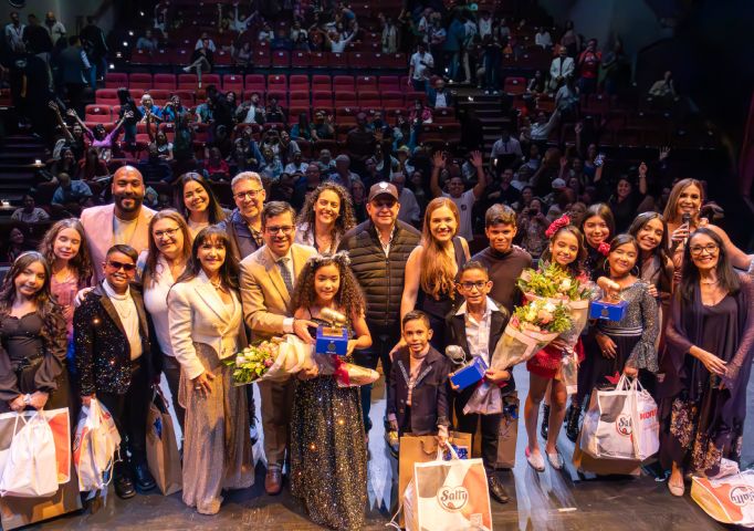 Ximena Alvarado, Angelo Locatelli y Ashley Ascención, ganadores de La Voz de Chacao 2024