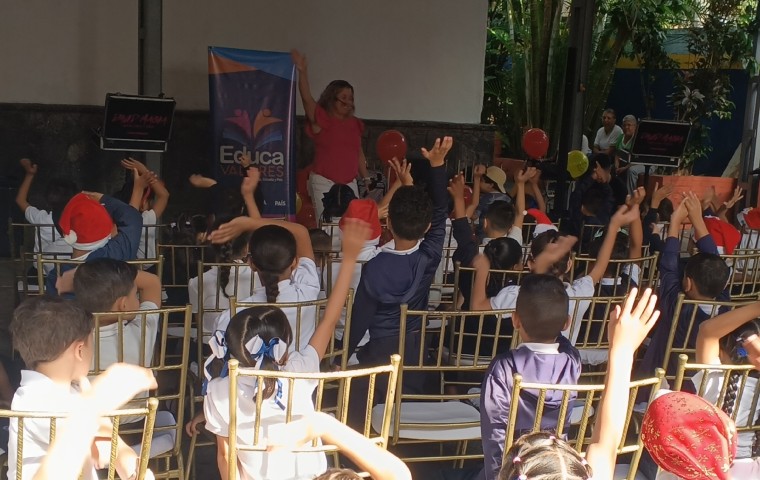 A.C. Educa Valores llevó alegría a los niños del municipio El Hatillo