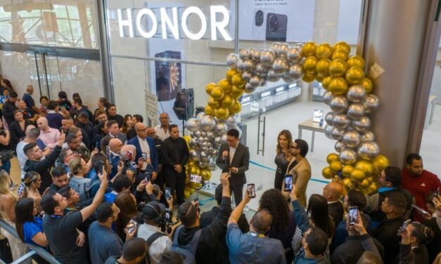¡Go Beyond! CLX Group y Nasar Dagga abren las puertas de la primera tienda HONOR de Venezuela