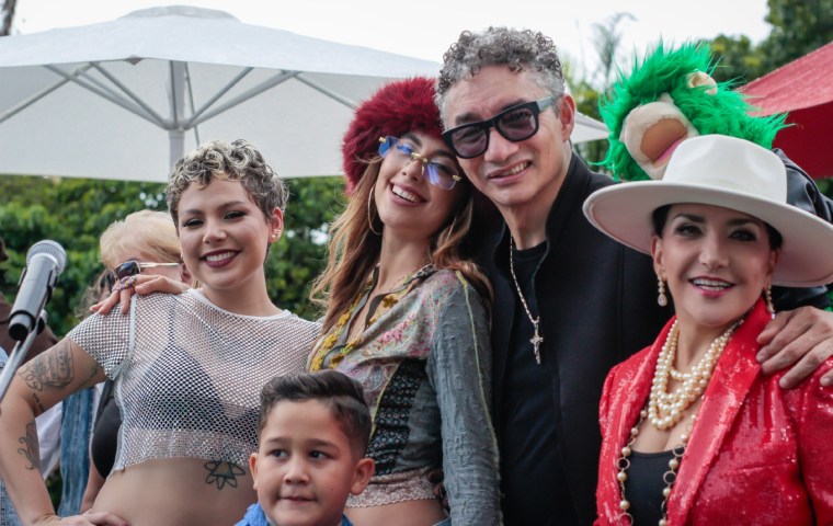 Todos están invitados a LA FIESTA