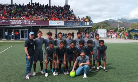 JOSÉ ALTUVE JUNTO A EMPRESAS POLAR IMPULSAN EL DESARROLLO DEL FÚTBOL MENOR