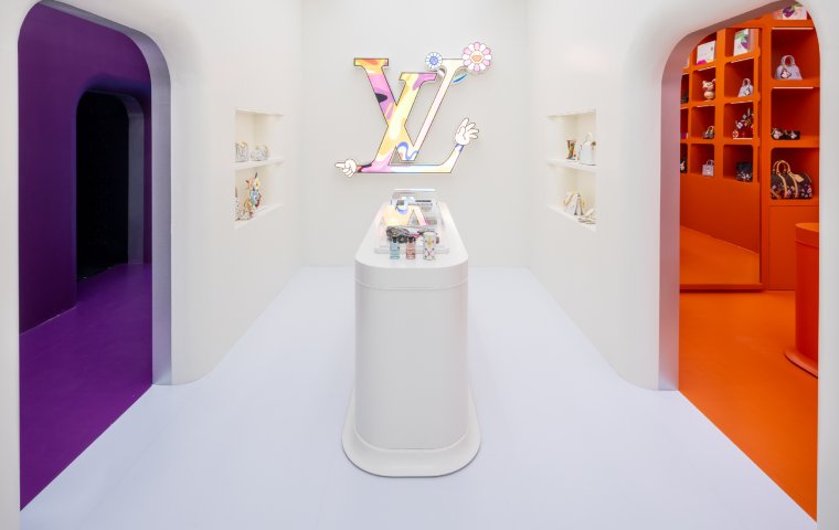 Louis Vuitton celebra Louis Vuitton x Murakami con un Pop-Up en Soho NYC