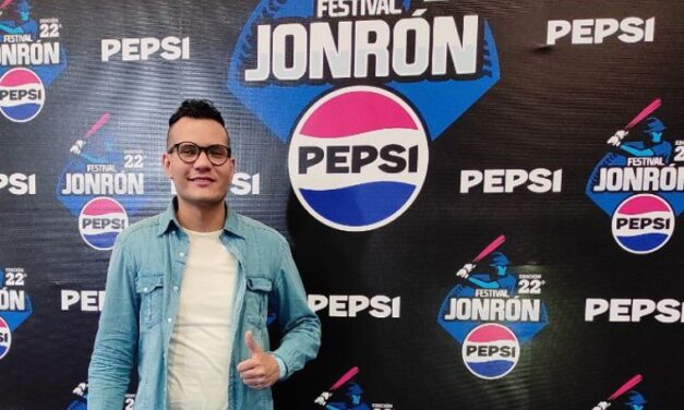 Diego Aguilera brilló en la alfombra azul del Jonrón Pepsi en su Vigesimosegunda entrega
