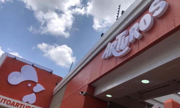 Arturos consolida su presencia digital y sorprende con un premio de 10 mil dólares