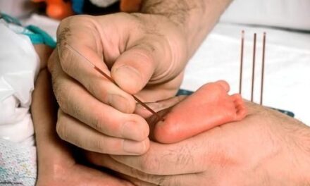Pruebas de talón y auditiva permiten tratar a tiempo afecciones en los bebés