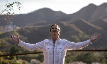 Lucio Herrera presenta su tema “Mi querida Venezuela”