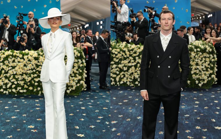 Callum Turner y Zendaya lucen un Louis Vuitton en la Met Gala 2025